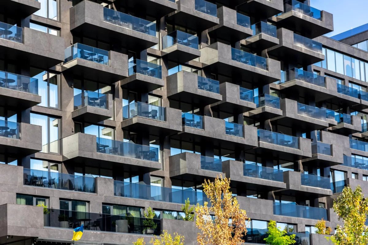 Nauka ogrodnictwa i aranżacji wnętrz: Jak stworzyć harmonijną przestrzeń w domu i ogrodzie